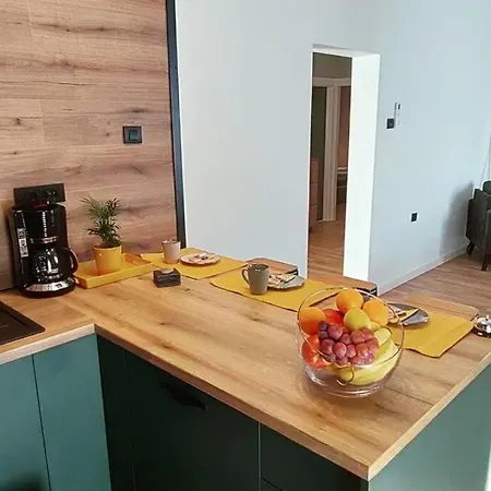Daire Udoban ,dvosobni Apartman,106m2! *