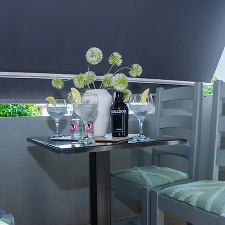 Udoban ,dvosobni Apartman,106m2! 公寓 扎达尔