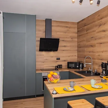 Daire Udoban ,dvosobni Apartman,106m2! *